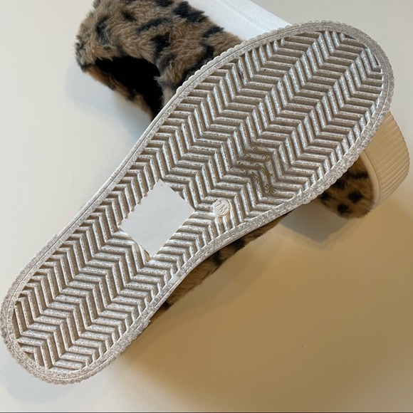 NEW JESSICA SIMPSON FAUX FUR PLATFORM SNEAKERS - Picture 6 of 9